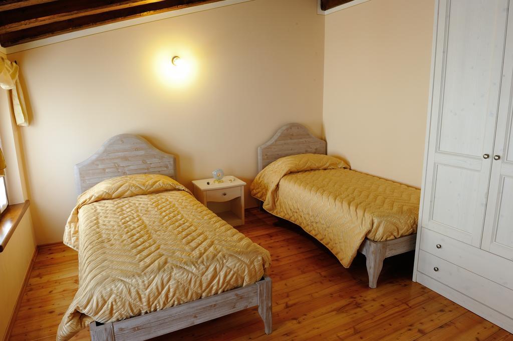 Agriturismo Crodi Miane Værelse billede