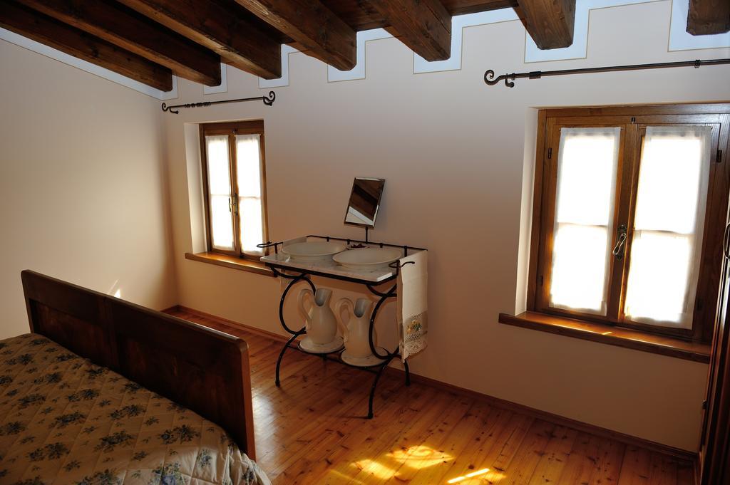 Agriturismo Crodi Miane Værelse billede