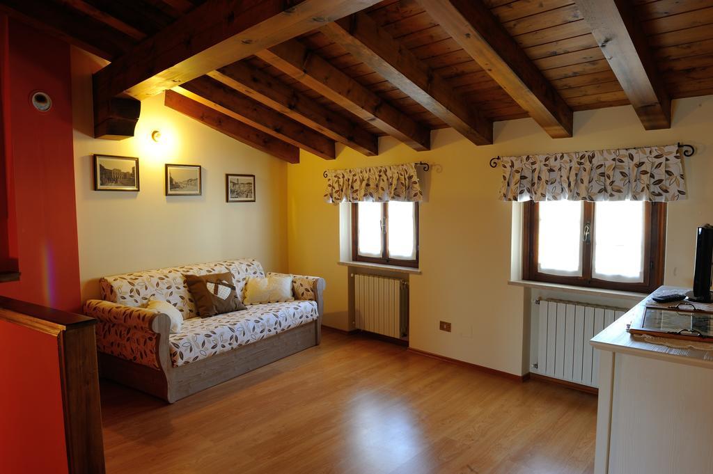 Agriturismo Crodi Miane Eksteriør billede