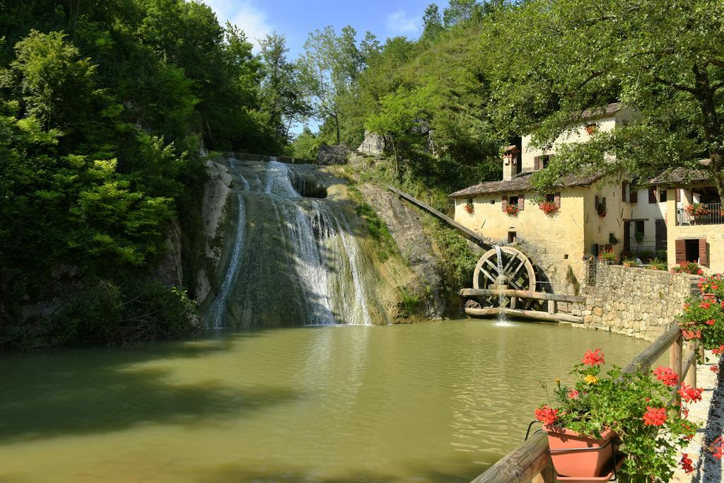 Agriturismo Crodi Miane Eksteriør billede