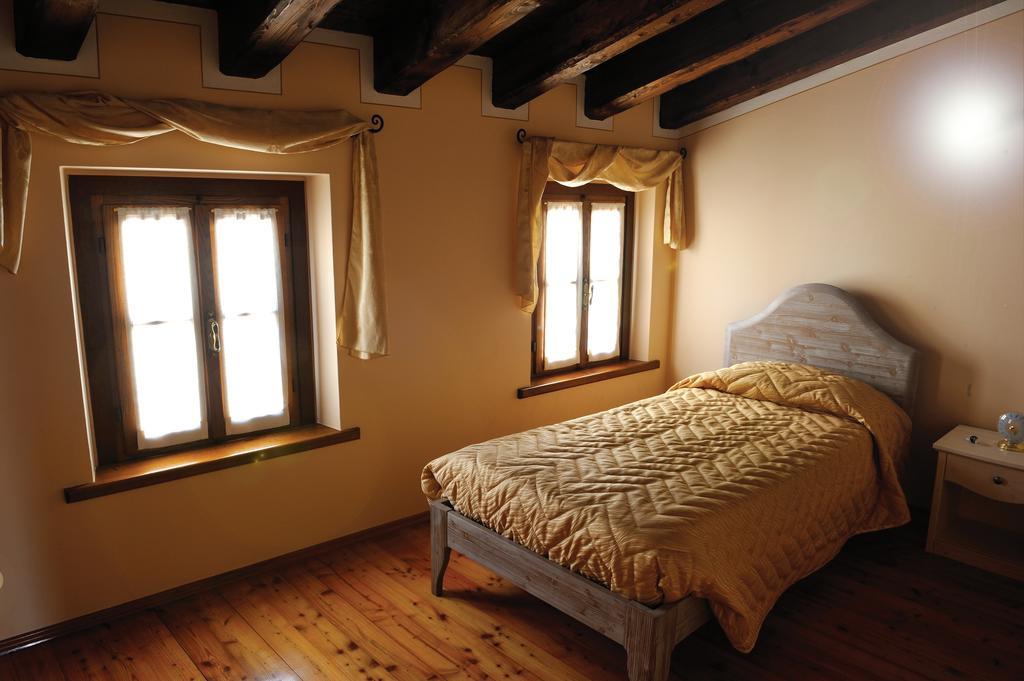 Agriturismo Crodi Miane Eksteriør billede