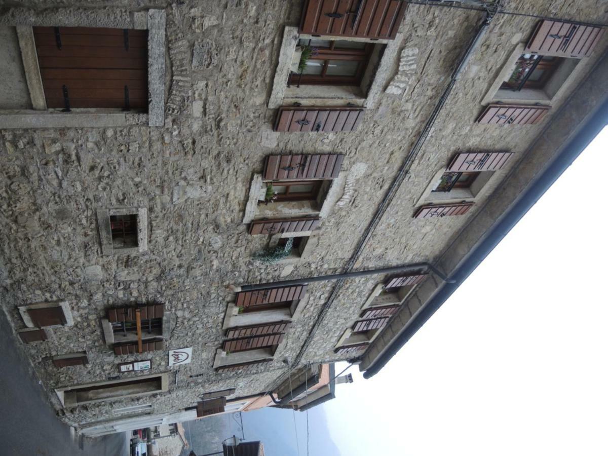 Agriturismo Crodi Miane Eksteriør billede